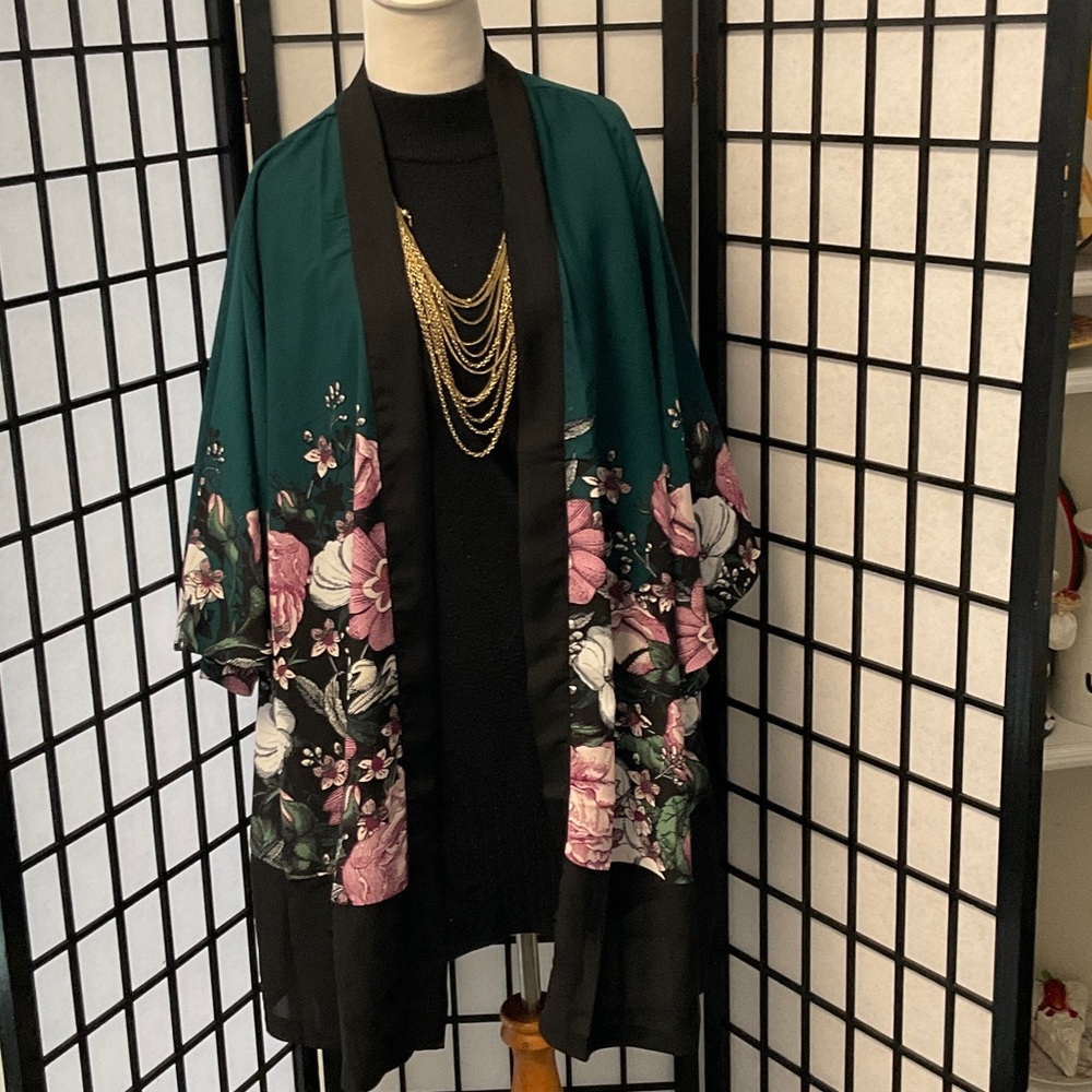 Floral Kimono with Black Trim